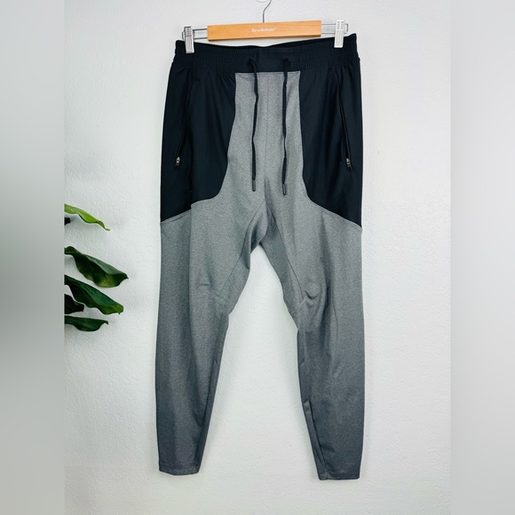 Men’s Lululemon Capacity Pants Heathered Black Grey Size M - Picture 3 of 9